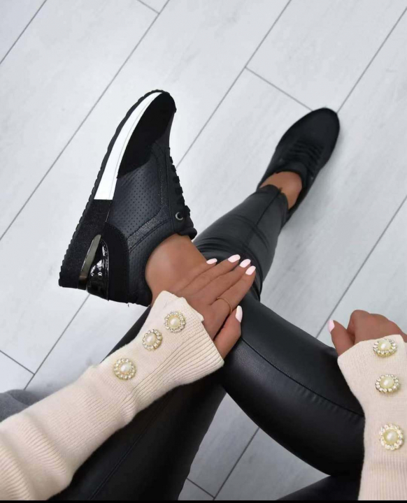 Női Sneaker