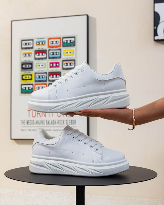 Női Sneaker