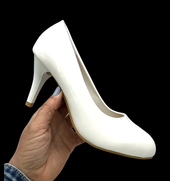  Női Fehér , Lakk Alkalmi Cipő mennyasszonyi cioő, magassarkú cipő. elsőáldozás. divatos cipő